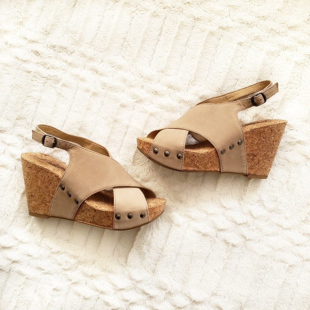 Lucky Brand Minari Taupe Wedge Sandal